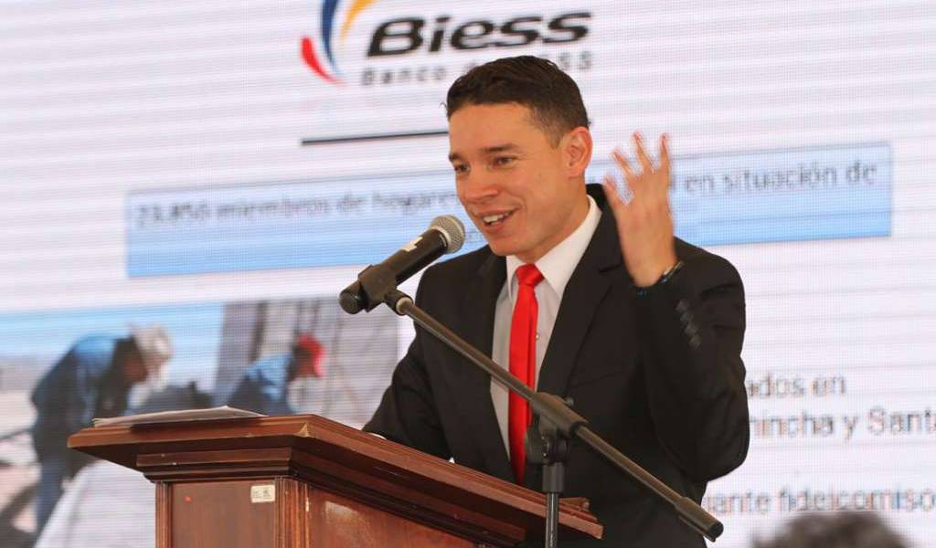 Exministro Iván Espinel, a juicio por presunto peculado