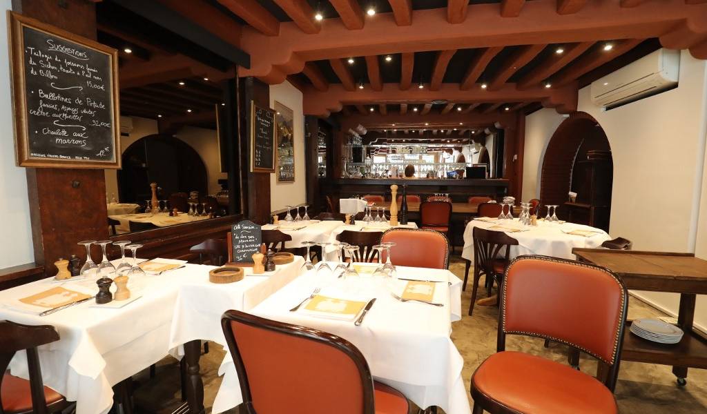 Francia levanta restricciones ante unos resultados &quot;mejores de lo esperado&quot;