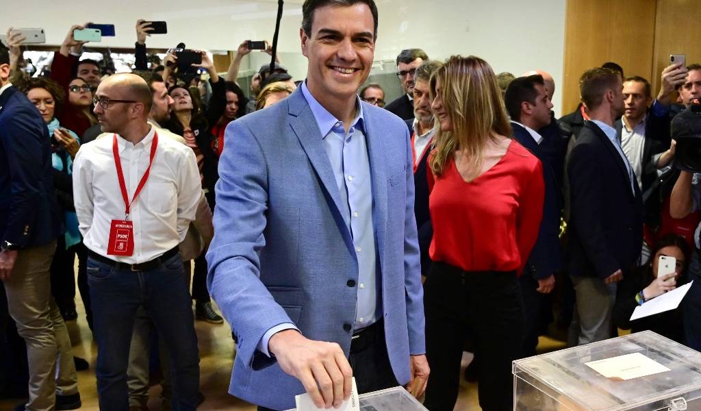 Sánchez gana las legislativas en España