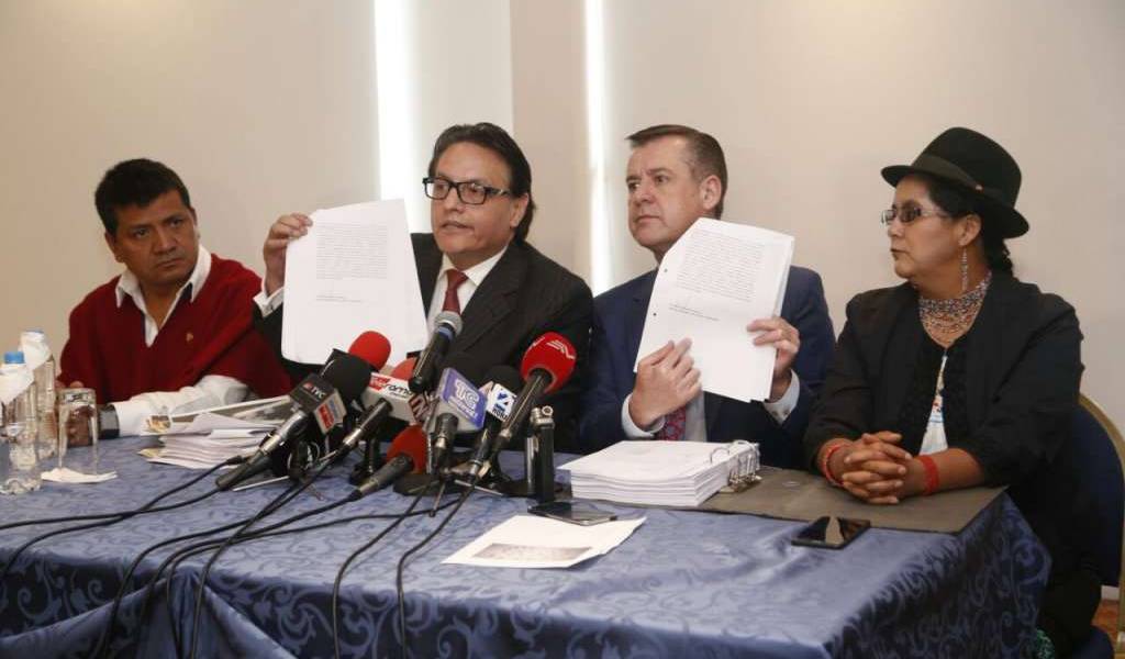 Fernando Villavicencio pide al fiscal Baca que responda si recibió o no pagos de la Senain