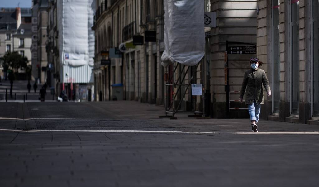 Cuatro de cada diez humanos, confinados debido a la pandemia