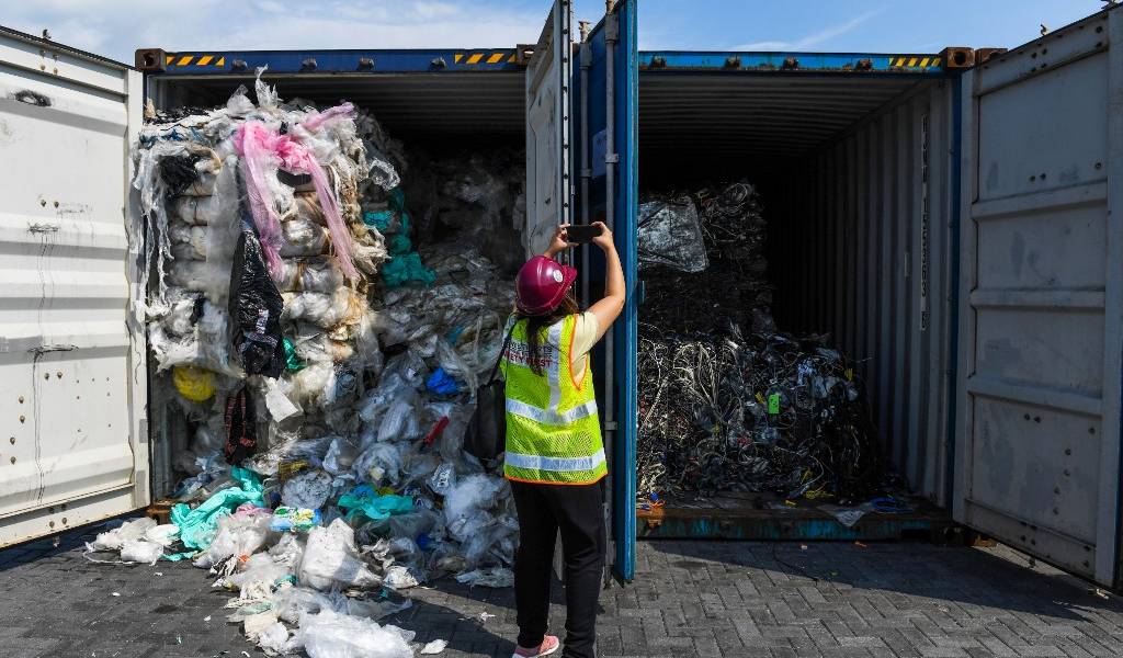 Malasia devolverá toneladas de plástico a países de origen