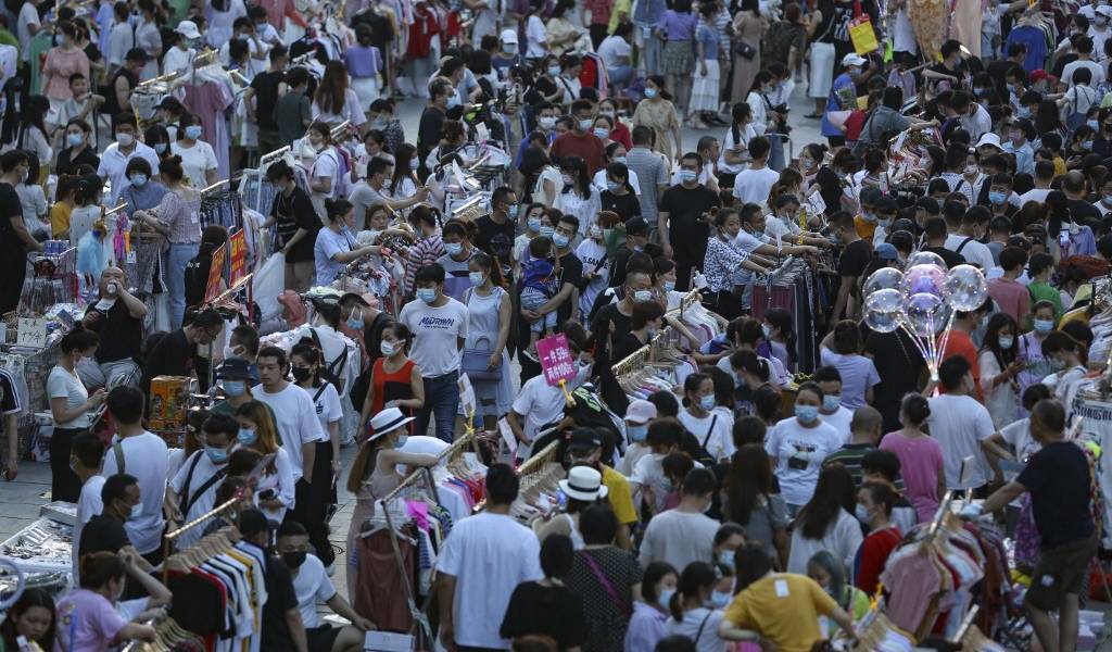 Estudio sugiere que el coronavirus circulaba en Wuhan desde agosto