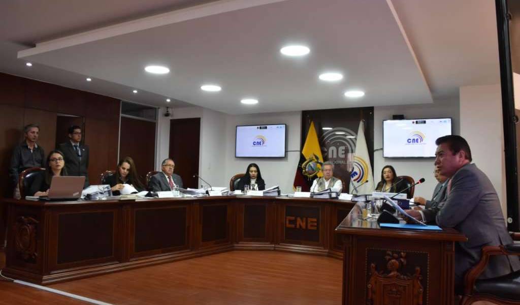 CNE transitorio revisa impugnaciones en última sesión