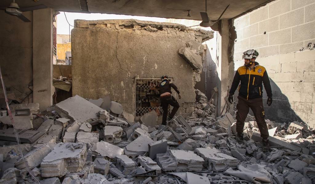 Hallan fosa común con 70 cuerpos en Siria