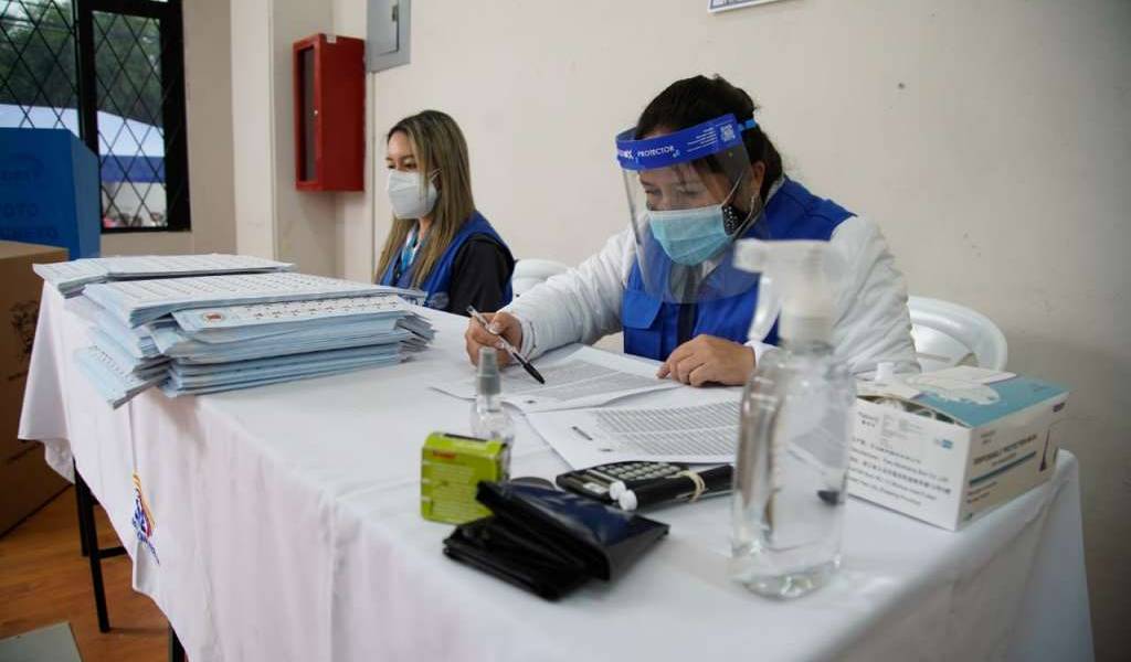 Certificado médico de Covid justificará que infectados no acudieron a votar