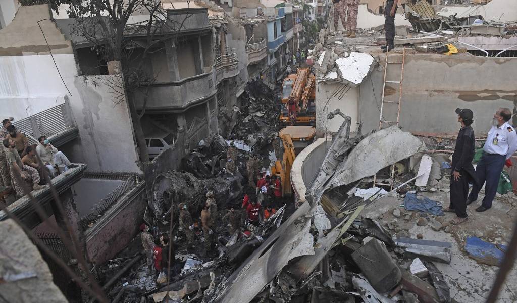Superviviente cuenta el horror del accidente de avión en Pakistán