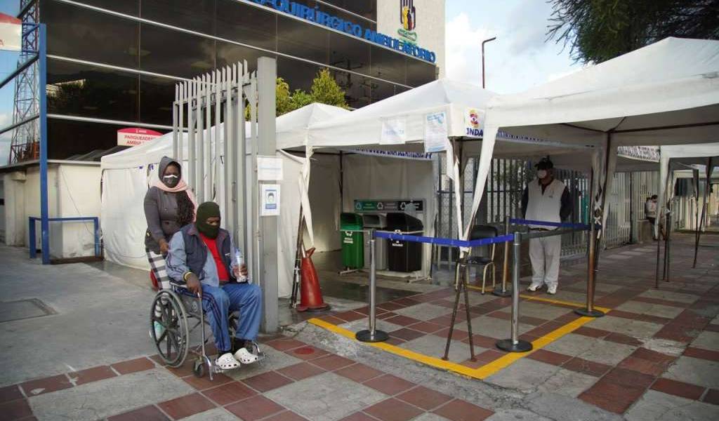Quito: Aumentan pacientes que esperan camas en UCI