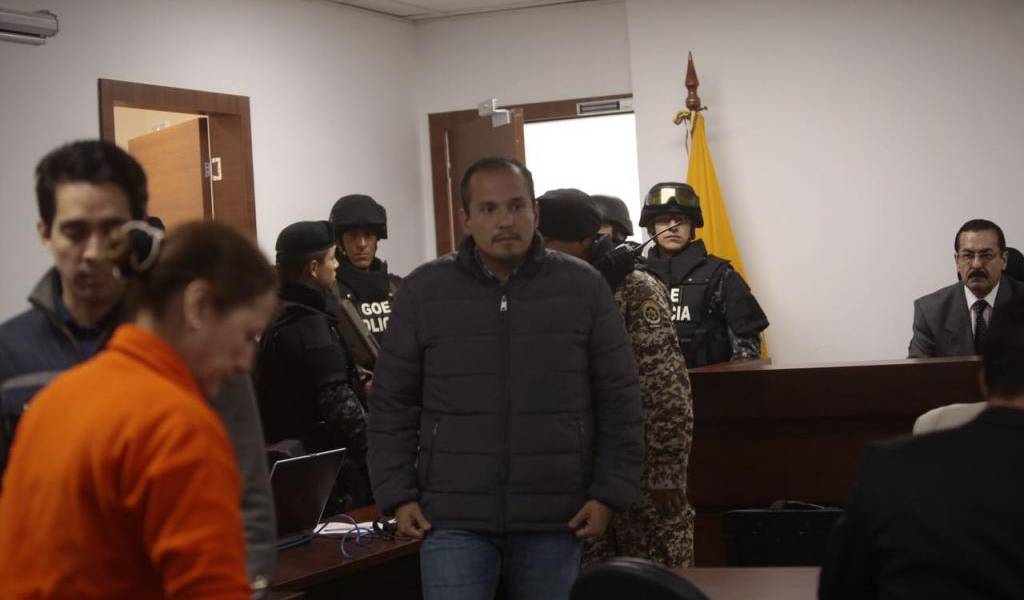 Caso Petroecuador: 5 años de prisión a Carlos Pareja Yannuzzelli y Álex Bravo
