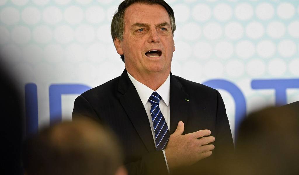 Presidente Bolsonaro es operado con &quot;éxito&quot; en Brasil