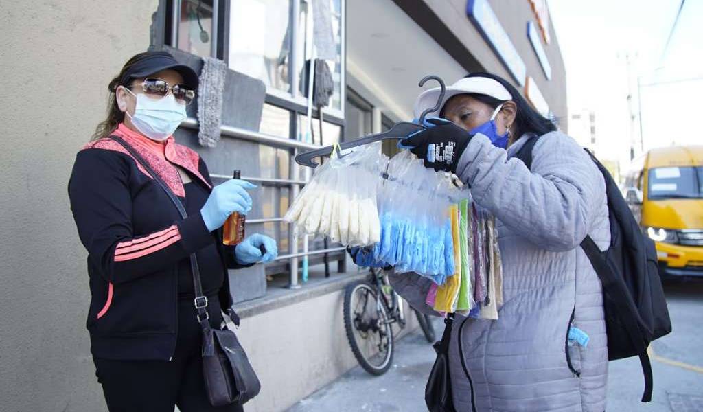 Gran cantidad de personas en centro de Quito pese a emergencia sanitaria