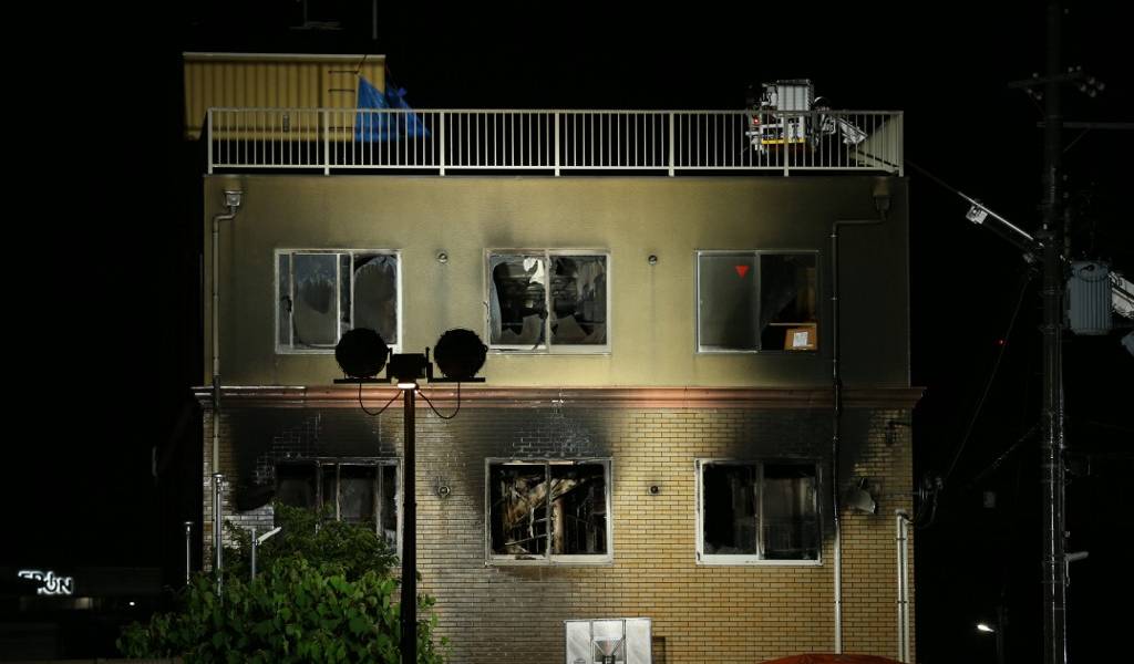 Japón: Más de 30 muertos en incendio provocado en estudio de animación