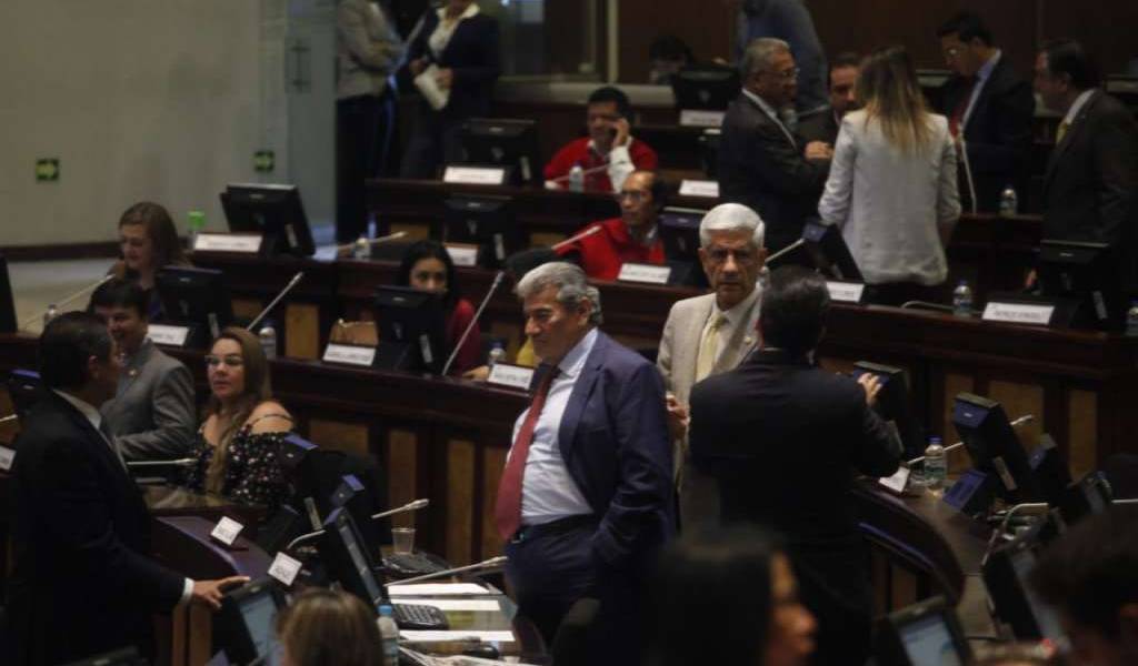 José Serrano debe explicar audio de diálogo con Chicaiza