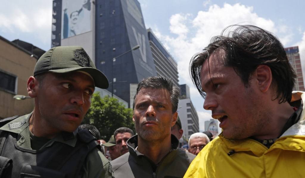 Ordenan el arresto de Leopoldo López en Venezuela