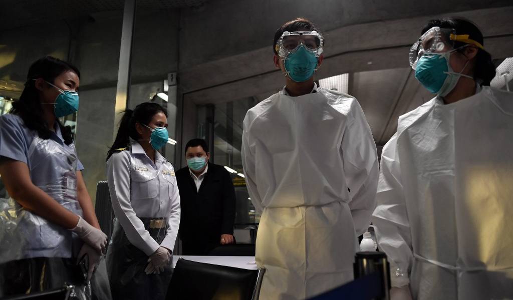 Número de muertos se agrava, China cierra 13 ciudades por el coronavirus