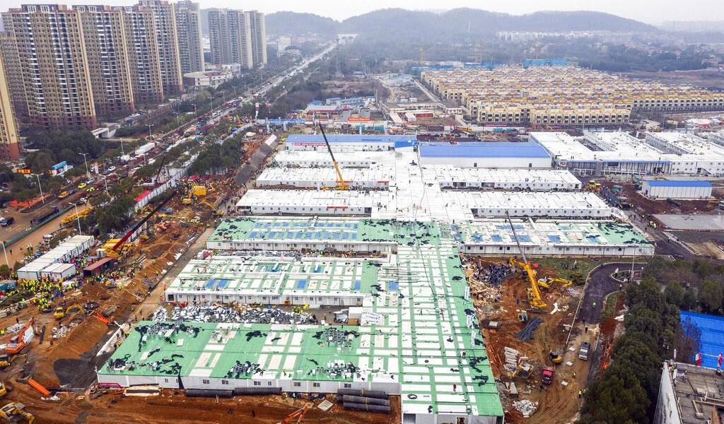 China abre hospital para coronavirus en tiempo récord