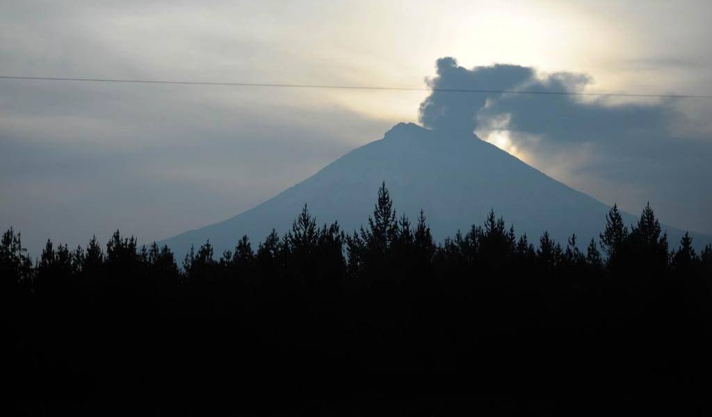 Los volcanes de Ecuador se despertaron en Nochebuena y Navidad