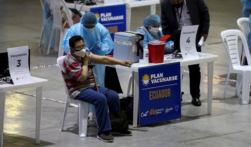 Ecuador suma 1.407 nuevos casos de covid y acumula 455.743