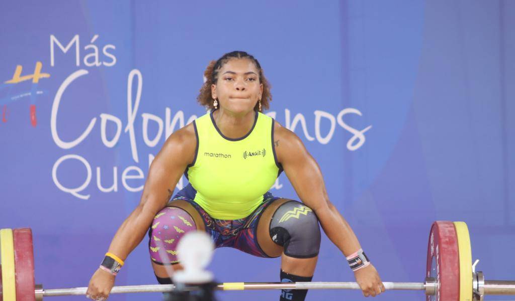 Angie Palacios gana la medalla de oro en el Panamericano de Levantamiento de Pesas