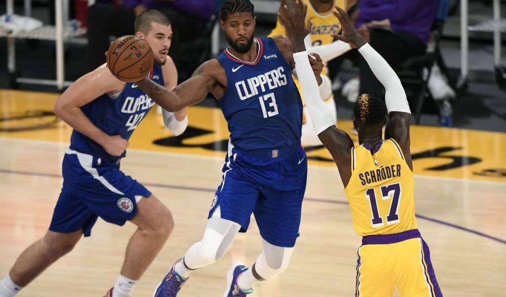 Los Clippers vencen a Los Lakers sin Lebron ni Davis