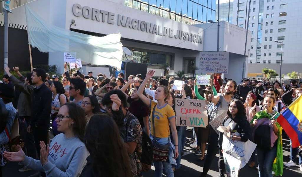 Ecuador se suma a protestas por incendio en Amazonía