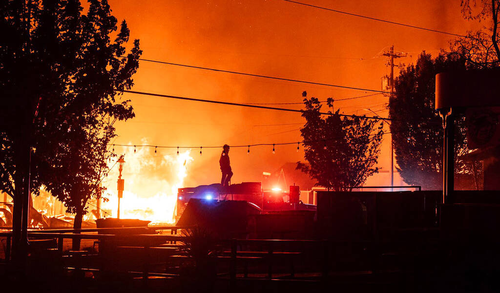 15 muertos por incendios forestales en el oeste de EEUU