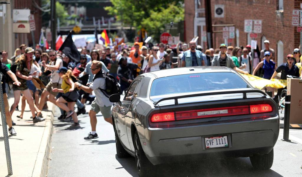 Tres muertos luego de una manifestación de la derecha radical en Estados Unidos