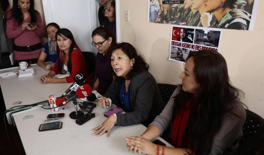 Manifestantes denuncian agresión de seguridad turca en el IAEN