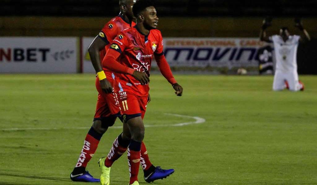 Jonathan Borja seguiría en El Nacional medio año más