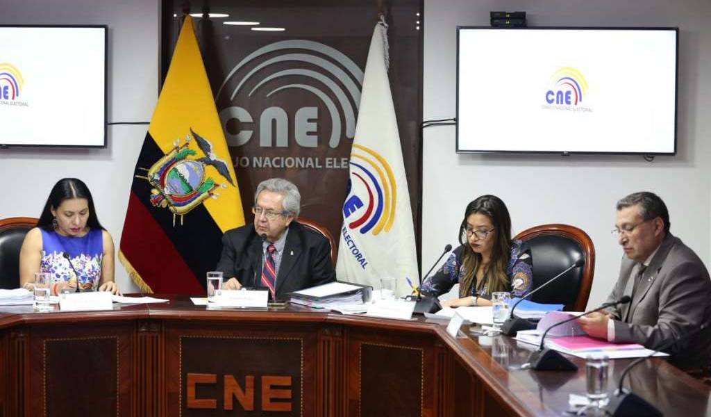 14 postulantes al CNE pasan a siguiente fase de selección