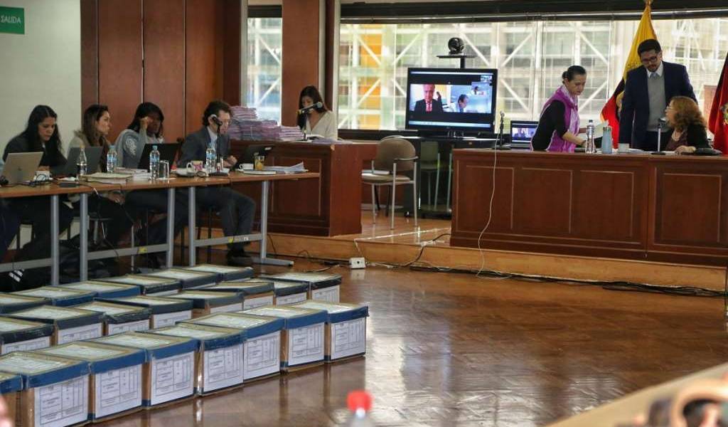 Caso Sobornos: expresidente Correa busca postergar audiencia de juzgamiento en su contra