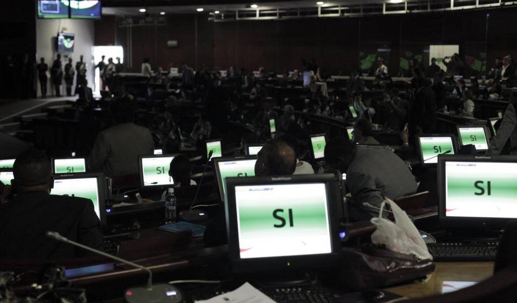 Ejecutivo remite al Registro Oficial la Ley de Solidaridad