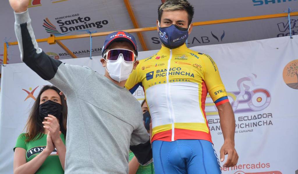 Byron Guamá se queda con la quinta etapa de la Vuelta a Ecuador