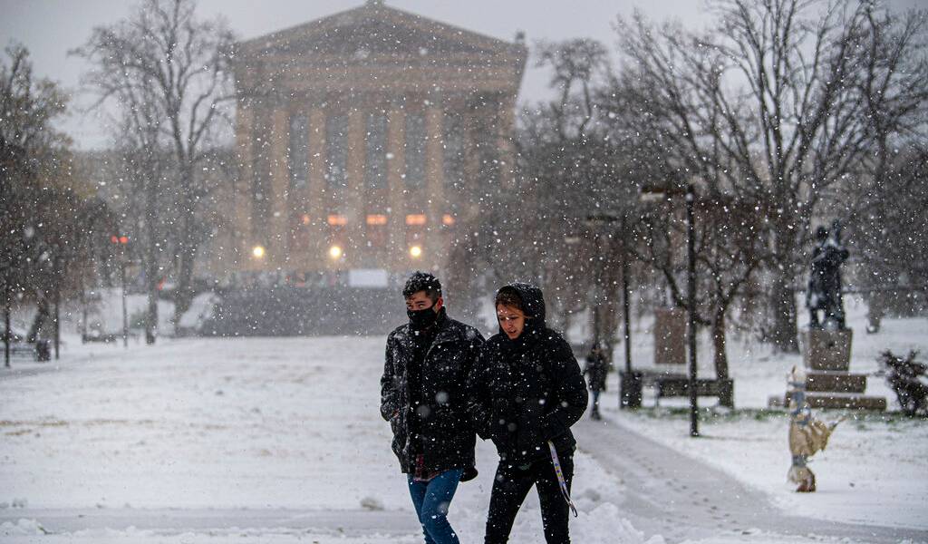 Costa este de EEUU azotada por tormenta invernal