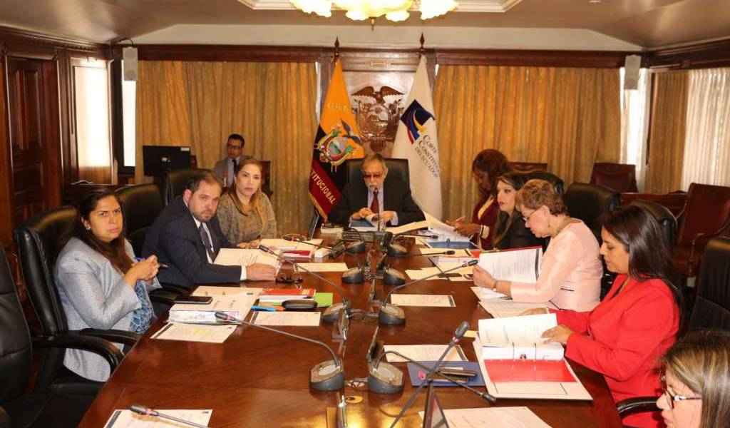 Ratificada destitución de los 9 jueces constitucionales