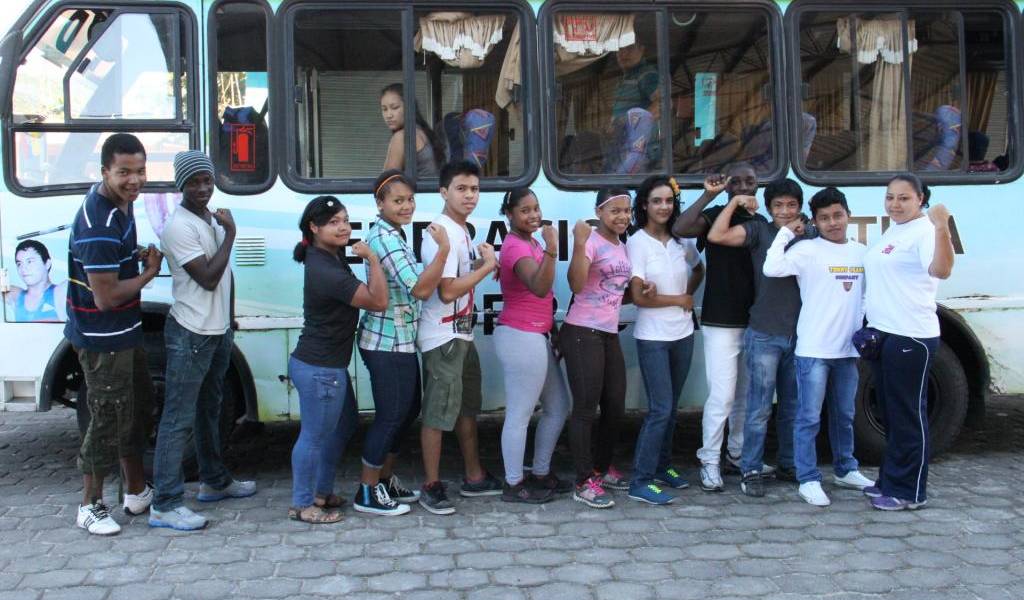 Deportes: Neisi Dajomes: Una Chica de Peso - Universidad San Francisco de Quito