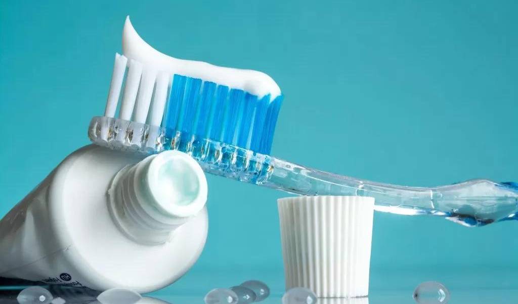 Alerta por el fluoruro de estaño en pastas dentales: ¿cuáles son los posibles efectos y qué hacer?