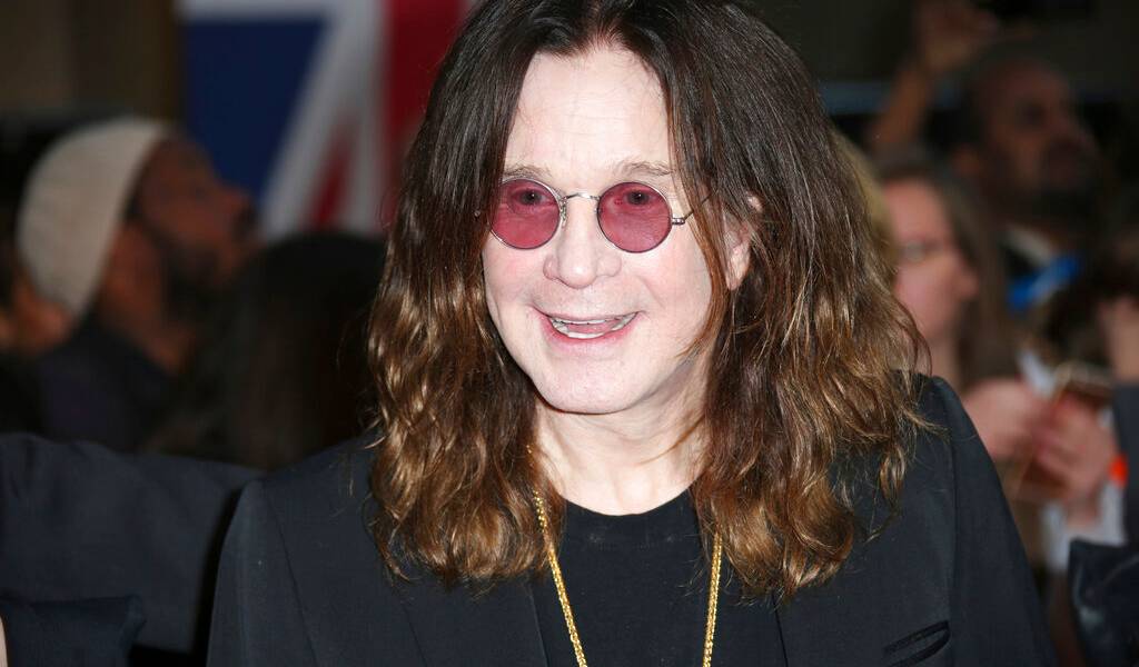 Hospitalizan a Ozzy Osbourne por gripe