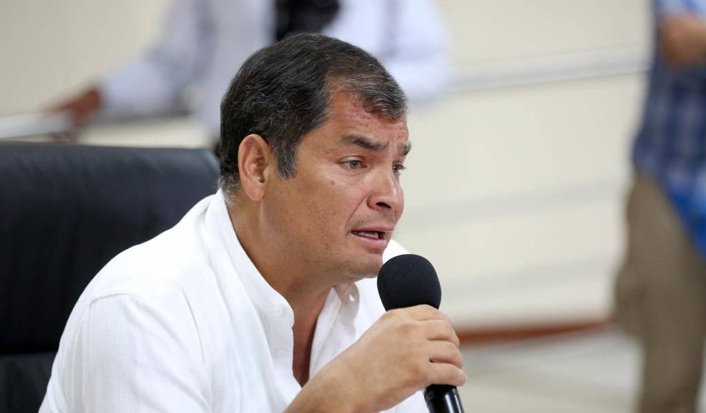 Presidente Correa destaca fallo que determina venta simulada de Teleamazonas