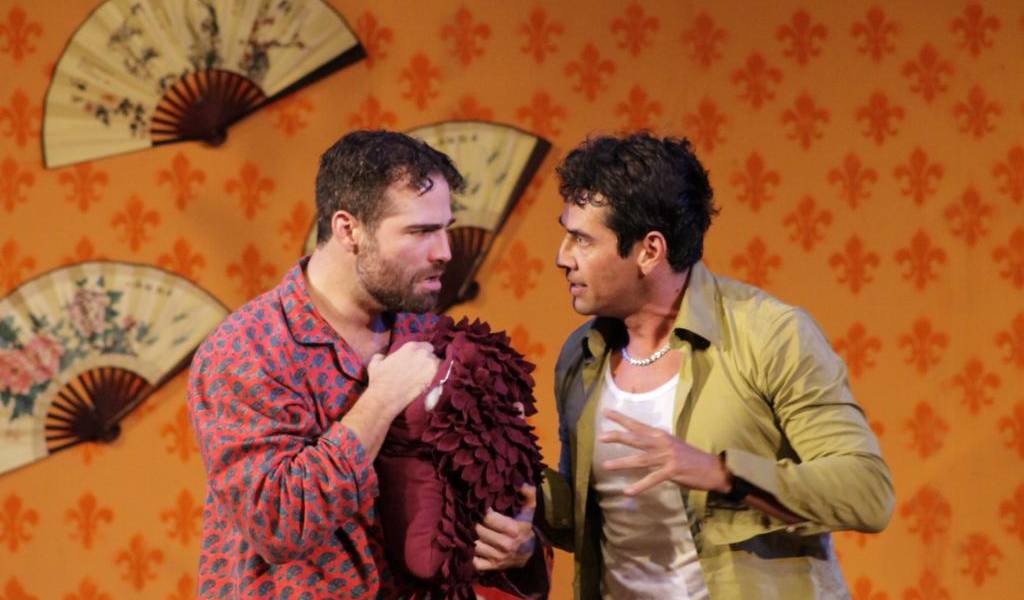 Roberto Manrique conquista Manhattan con la obra de teatro “Mitad y Mitad&quot;