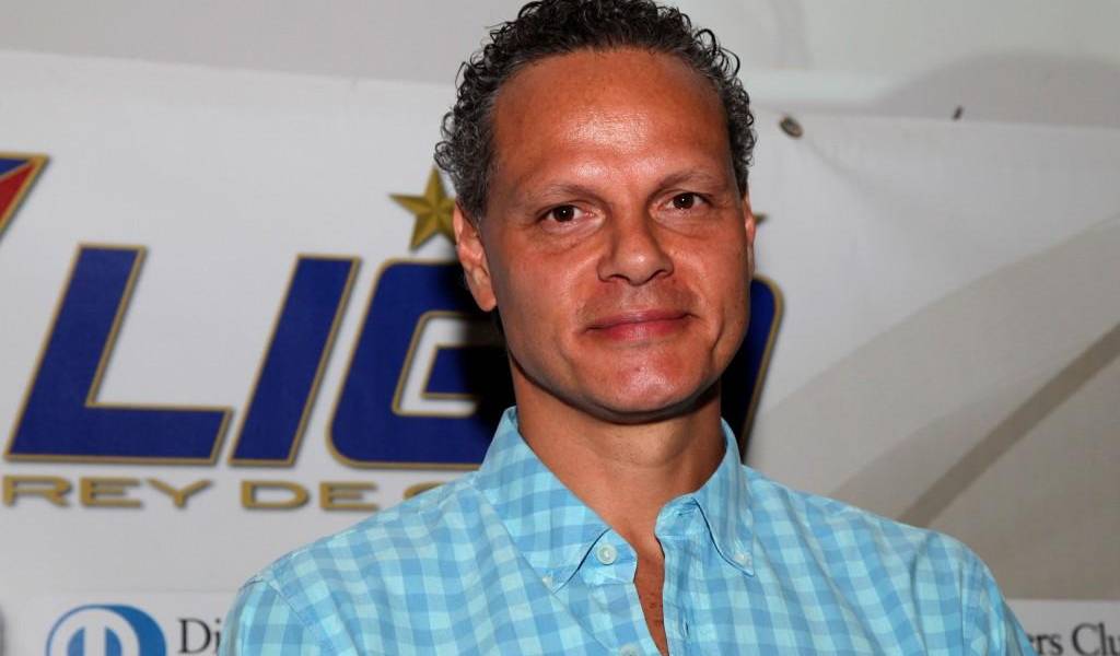 Paz confirma amistoso de LDU contra el Manchester United