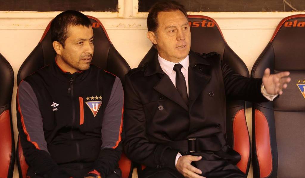 Álex Aguinaga: &quot;El árbitro no incidió para nada en el juego”