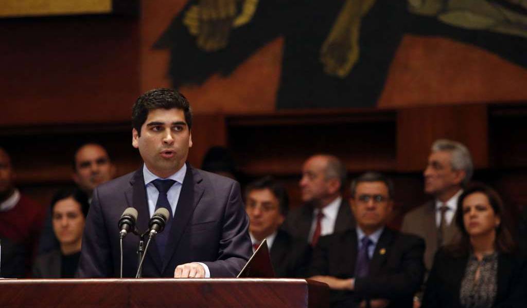 Sonnenholzner dice que no ofreció puestos ni contratos