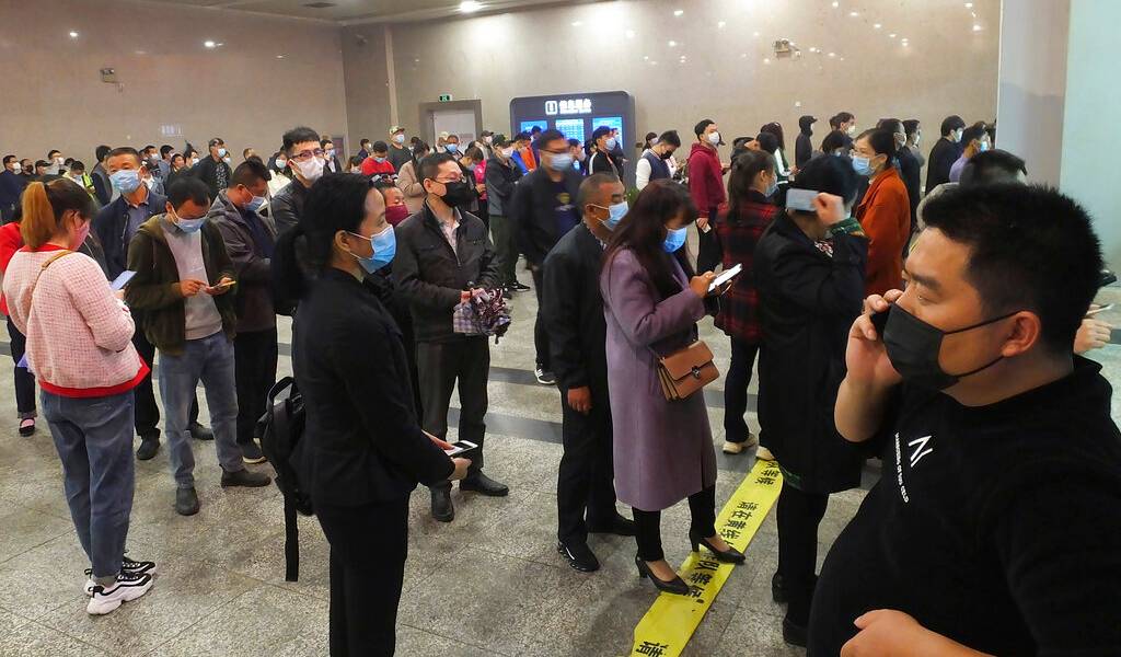 China cierra la entrada a extranjeros por prevención del covid-19