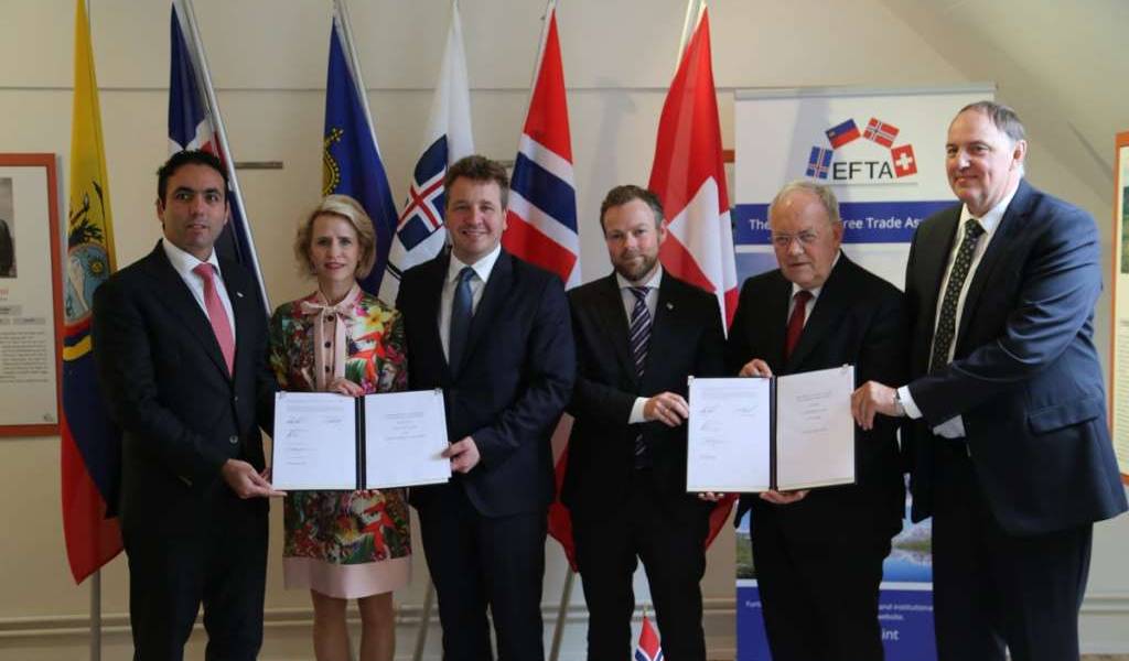 Ecuador firma acuerdo comercial con bloque europeo