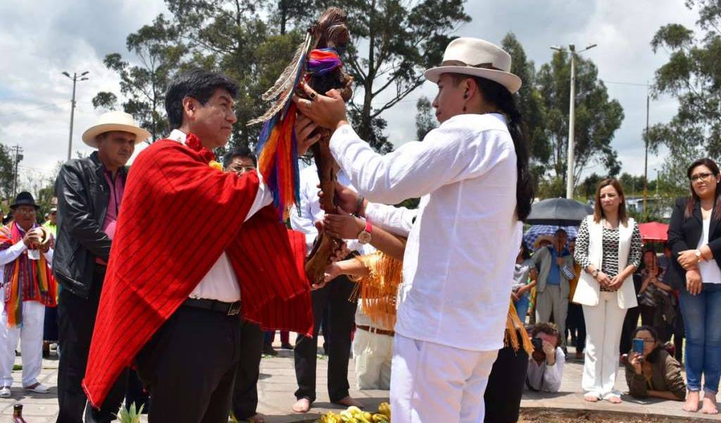 La Fenocin posesionó y purificó a Jorge Yunda