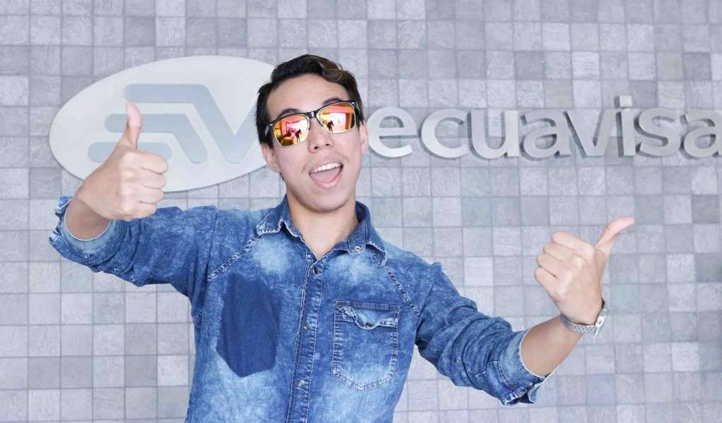 Álex Vizuete se una a la familia de Ecuavisa