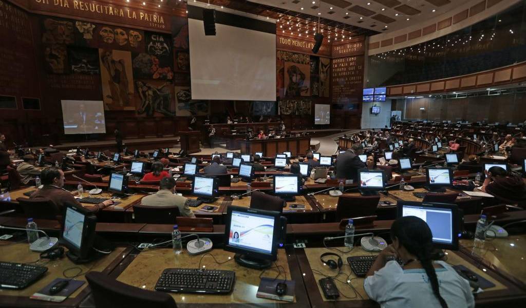 Asamblea apoya a Moreno en su decisión de reconocer a Guaidó