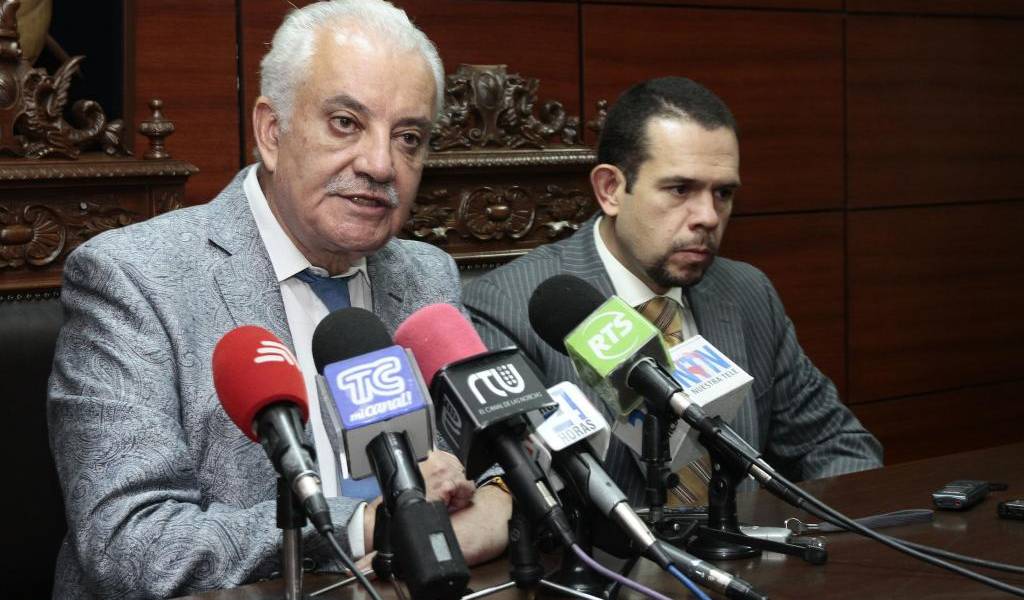 Fiscal Chiriboga rechaza declaraciones de Nebot en caso &quot;Las Dolores&quot;