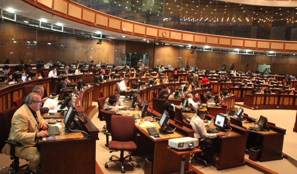 Estado de excepción, nueva disputa al interior de la Asamblea